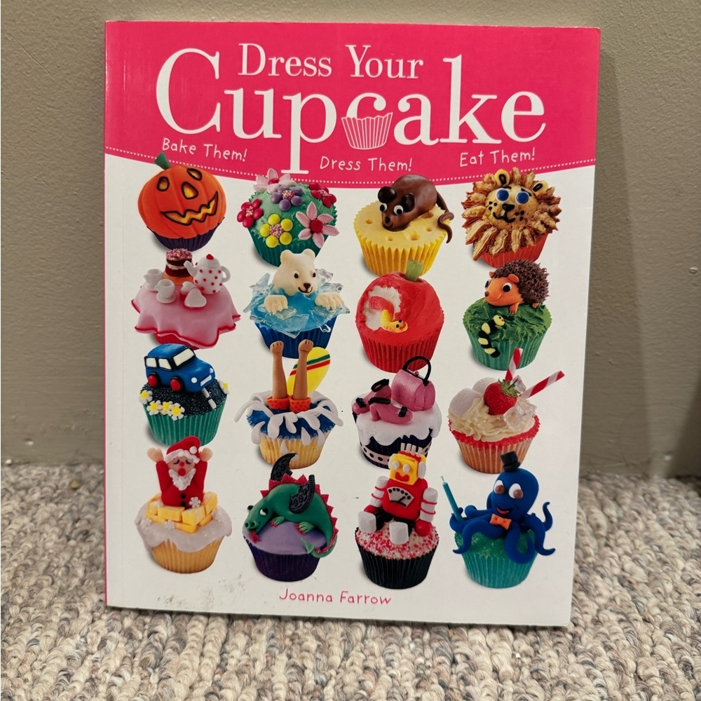 Cupcake Decorating Cook Books - Picture 4 of 4